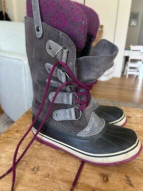 Sorel Gray and Purple Lace-Up Winter Boots